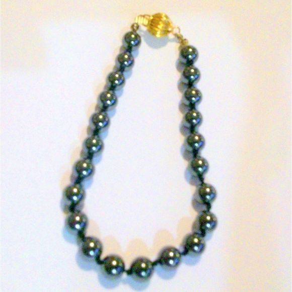 Vintage Extra Large 10 Inch Hand Knotted Hematite Beaded Bracelet - Picture 3 of 5